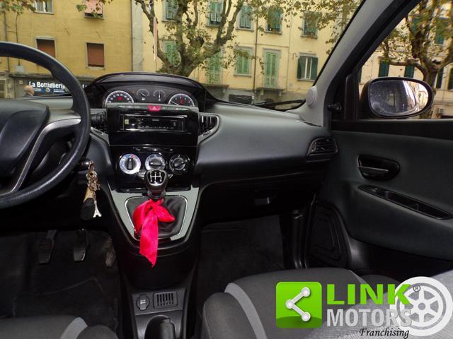 LANCIA Ypsilon 1.2 69 CV 5 porte - NEOPATENTATI!