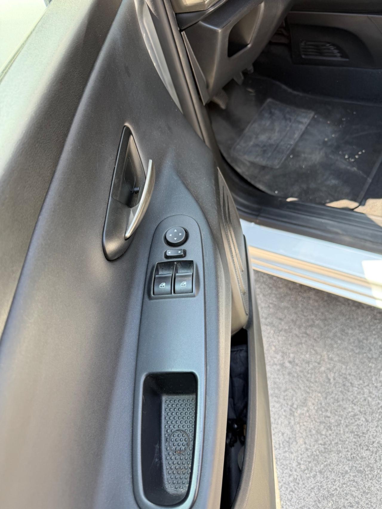 Lancia Ypsilon 1.2 69 CV 5 porte GPL Ecochic Platinum KM CERTIFICATI IN FATTURA