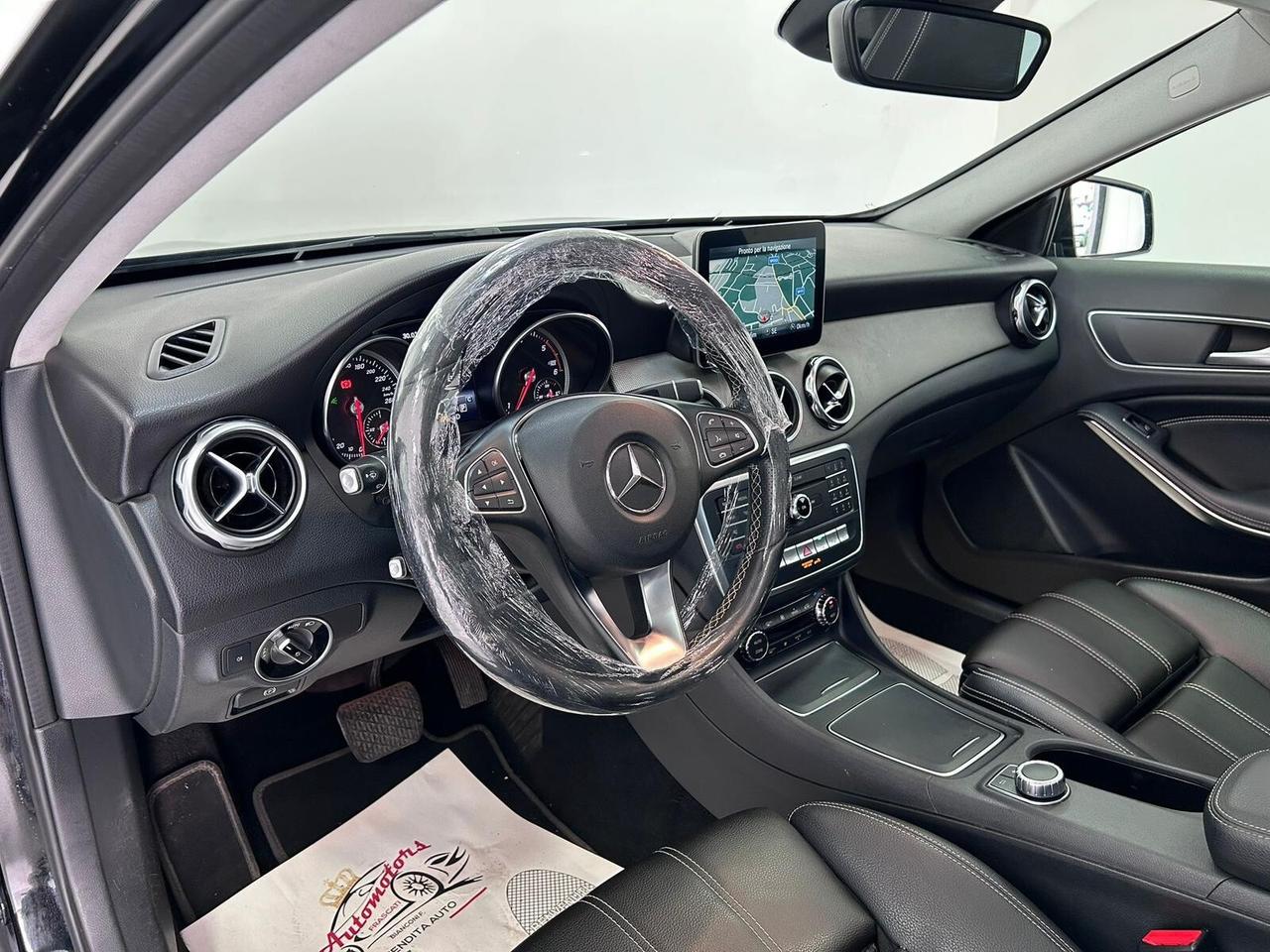 Mercedes-benz GLA 200 d Premium