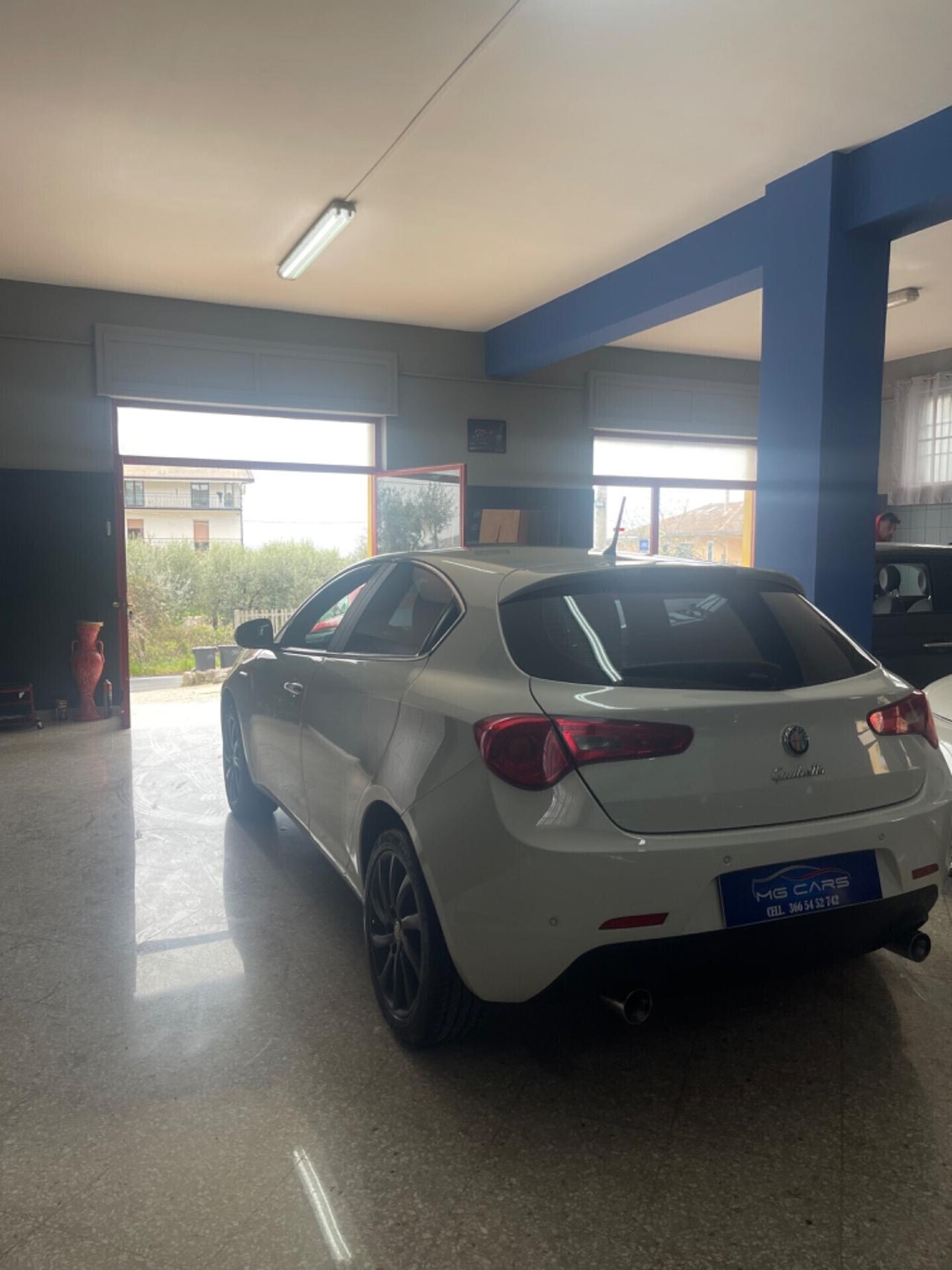 Alfa Romeo Giulietta 2.0 JTDm-2 140 CV Distinctive