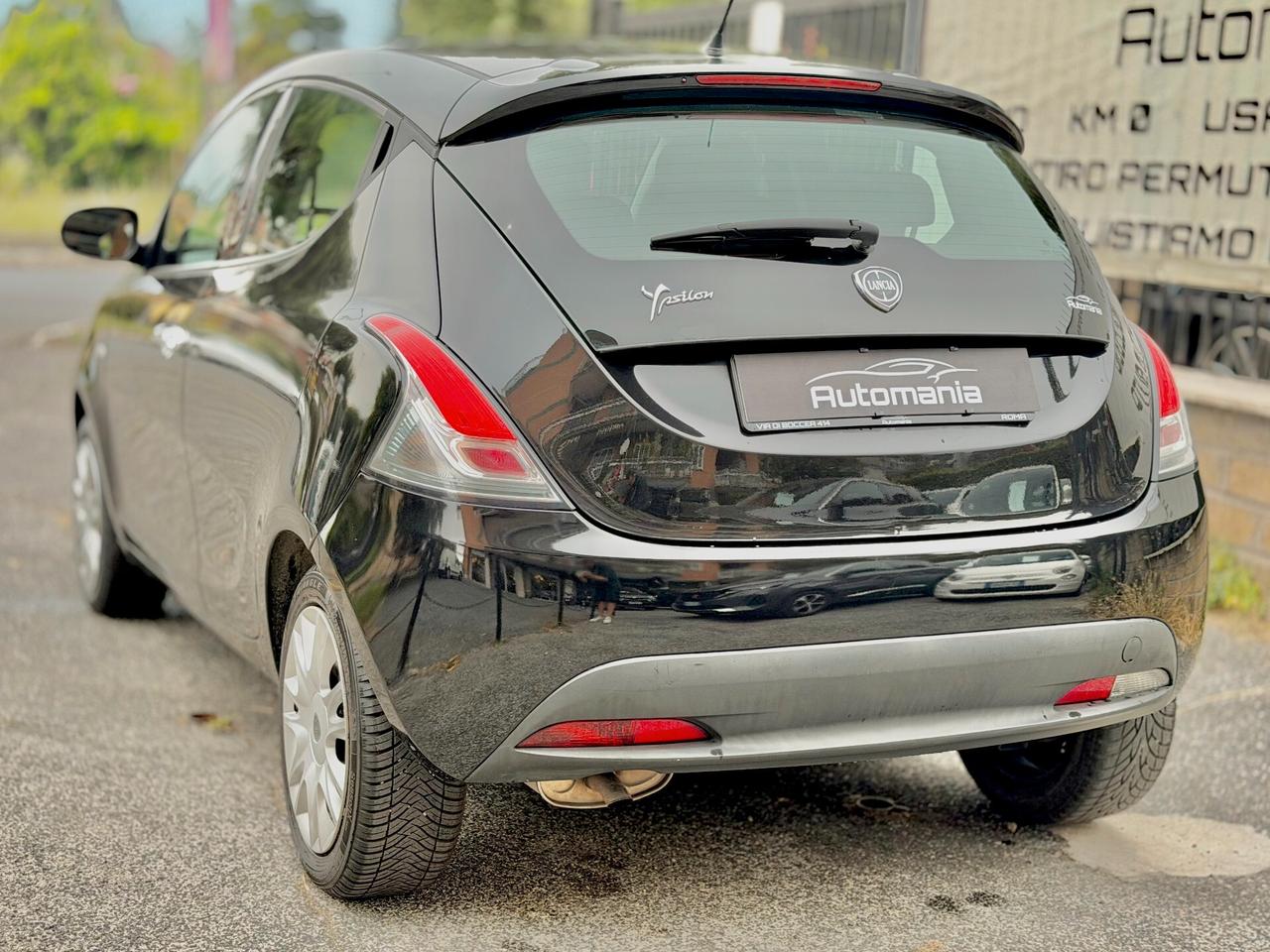 Lancia Ypsilon 1.2 69 CV 5p GPL Ecochic GPLRINNOVATO\DISTRUBIZIONEFATTA