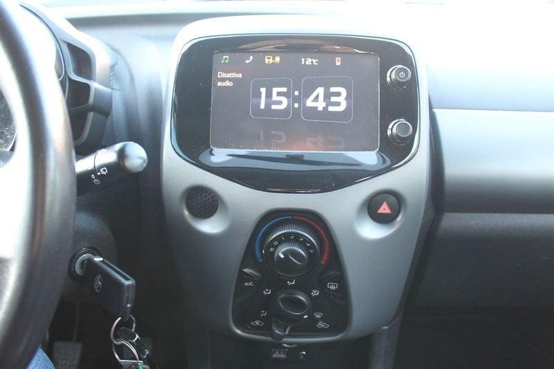 Toyota Aygo 1.0 VVT-i 72 CV 5p. x-business