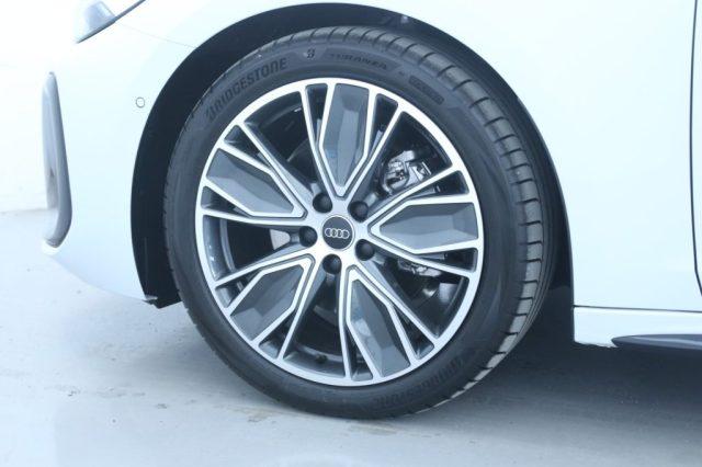AUDI A5 Avant TFSI S tronic S Line edition black plus
