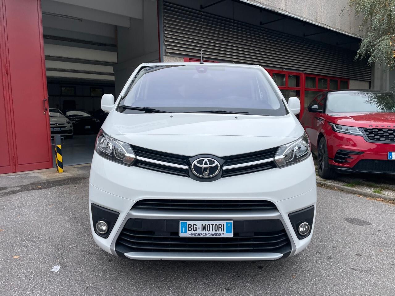 Toyota Proace Verso 1.6D 8 posti uniproprietario