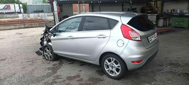 FORD Fiesta 1.5 TDCi TITANIUM INCIDENTATA