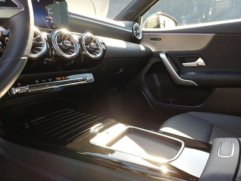 Mercedes-Benz Classe A A 180 d Progressive Advanced Plus auto