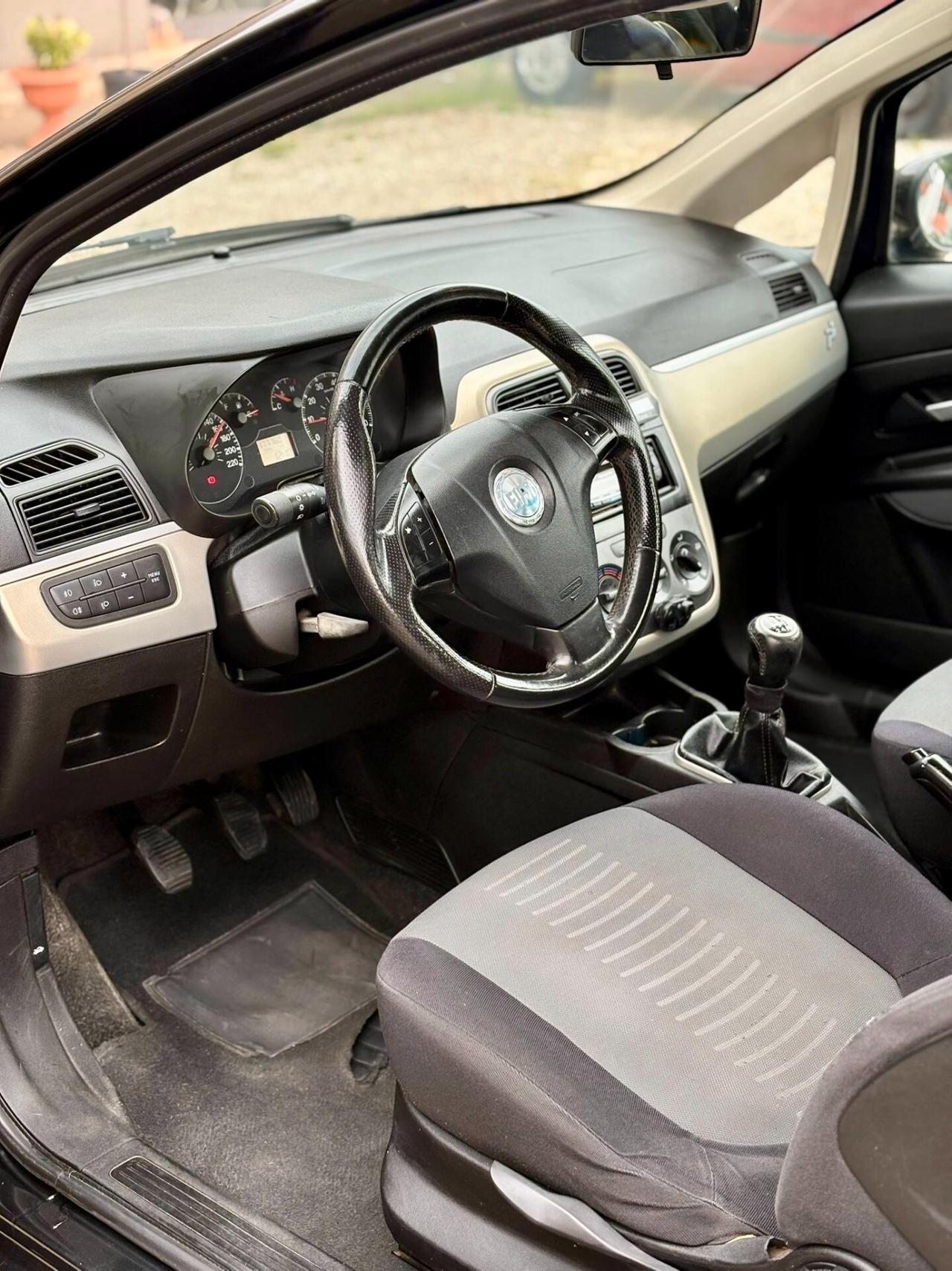 Fiat Grande Punto 1.3 MJT 75 CV 3 porte Dynamic