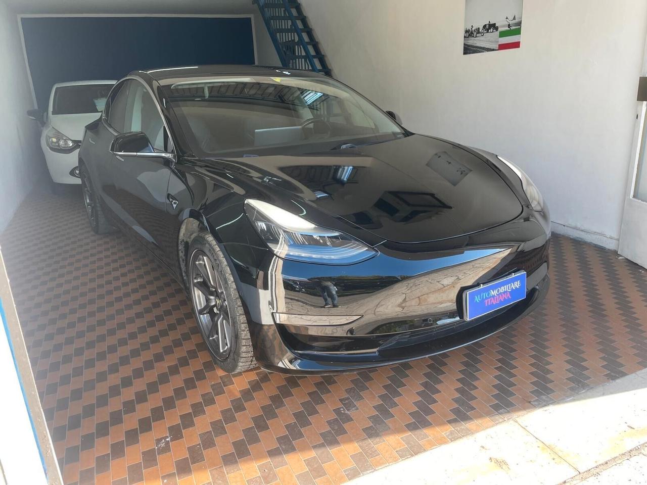 Tesla Model 3 Standard RWD Plus FSD