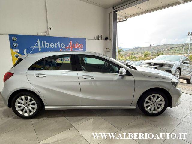 MERCEDES-BENZ A 160 d Automatic Business