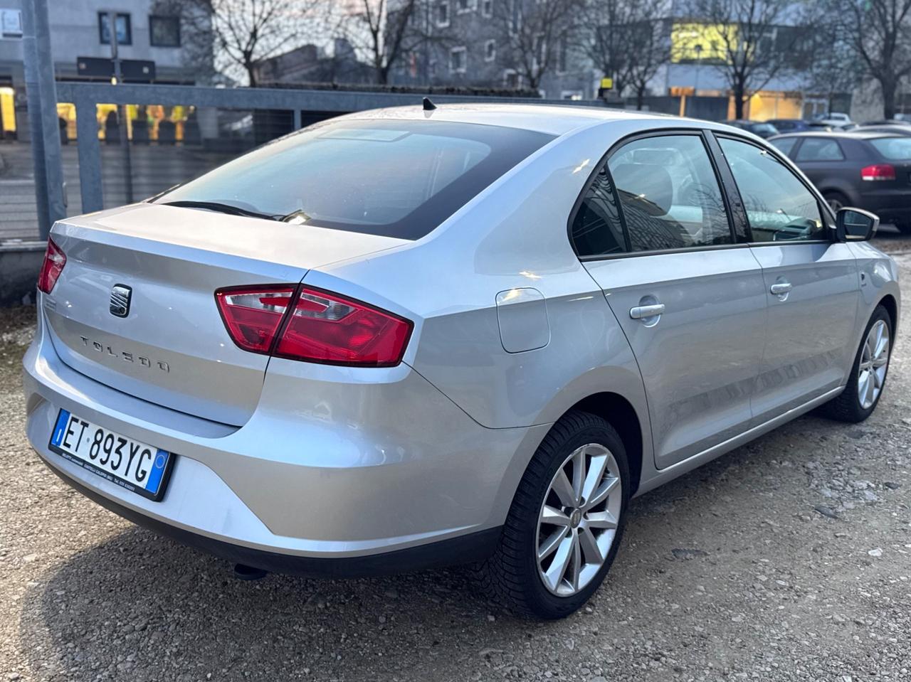 Seat Toledo 1.2 TSI 86cv 22.000km - 2014