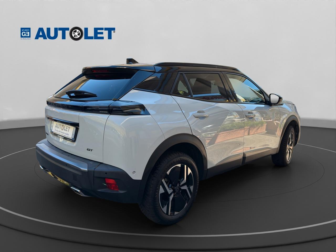 Peugeot 2008 PureTech 130 S&S EAT8 GT