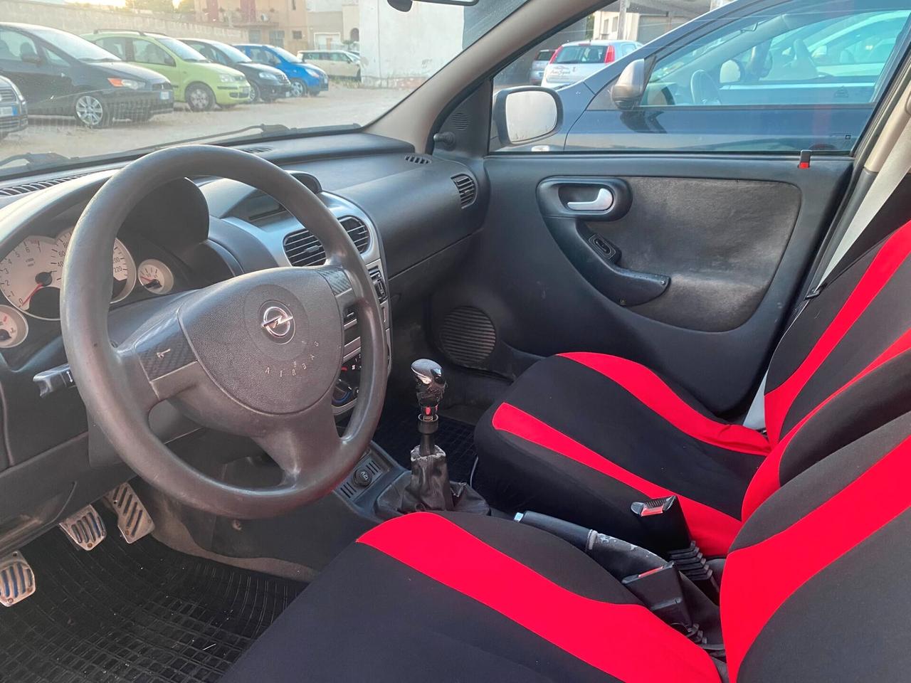 Opel Corsa 1.2 5 porte Cosmo