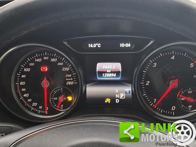 MERCEDES-BENZ A 180 d Automatic Premium