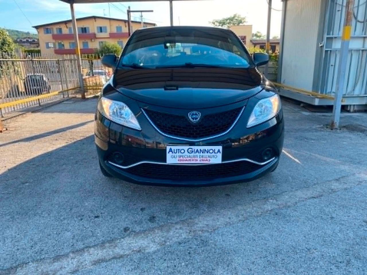 Lancia Ypsilon 1.2 69 CV 5 p. Come Nuova