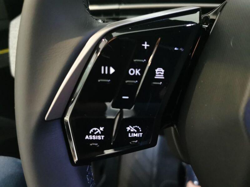 Peugeot 3008 Hybrid 145 Allure e-DCS 6