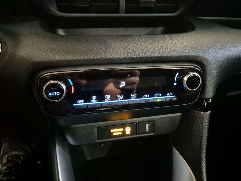 Toyota Yaris 1.5h Style