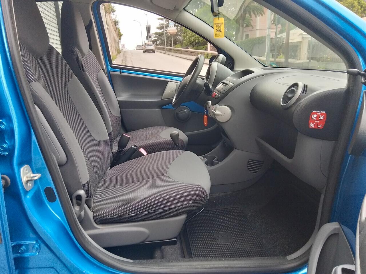 Peugeot 107 1.0 68CV 5p. Plaisir AUTOMATICA