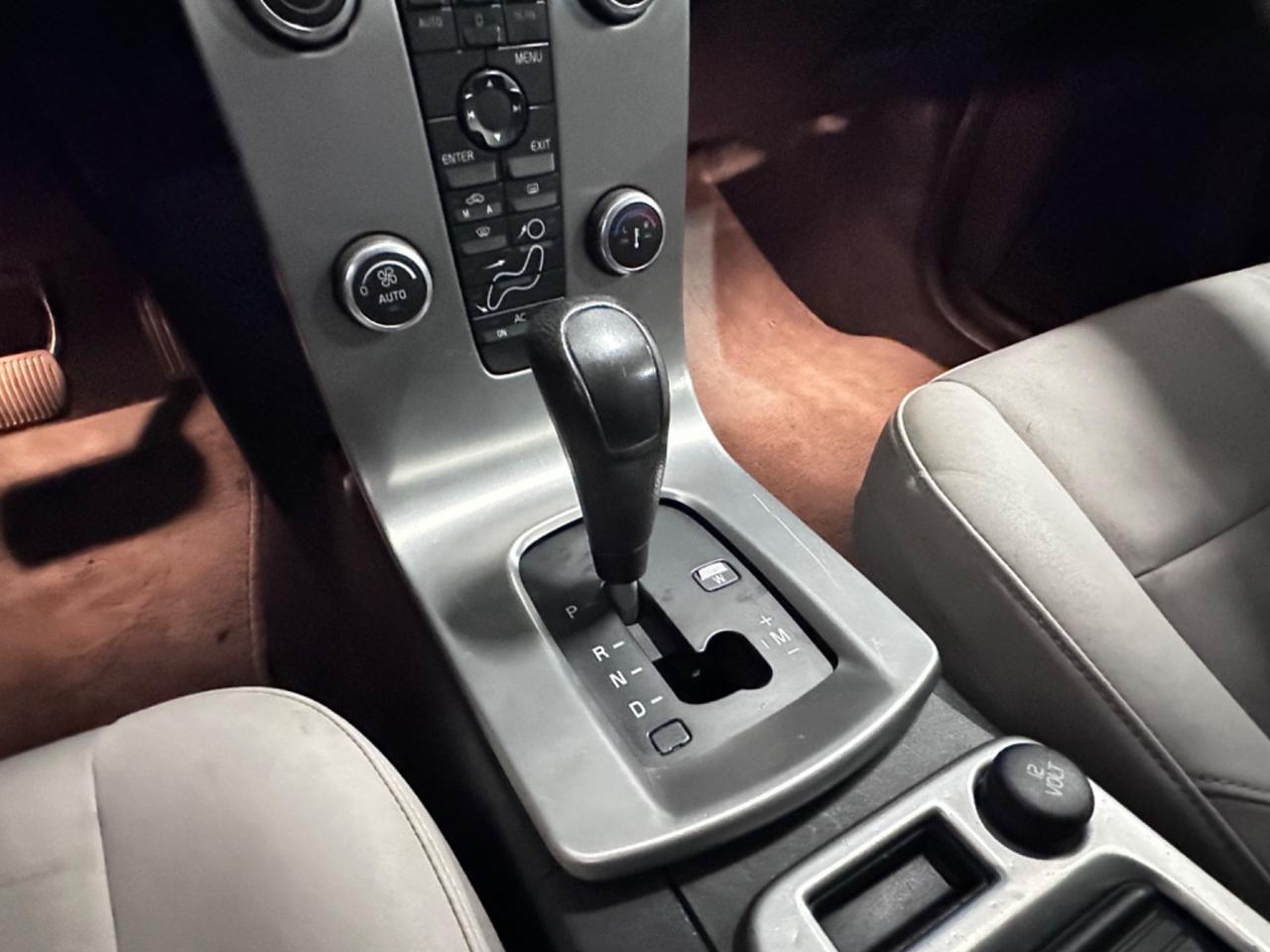 Volvo V50 2.0 D cat Momentum