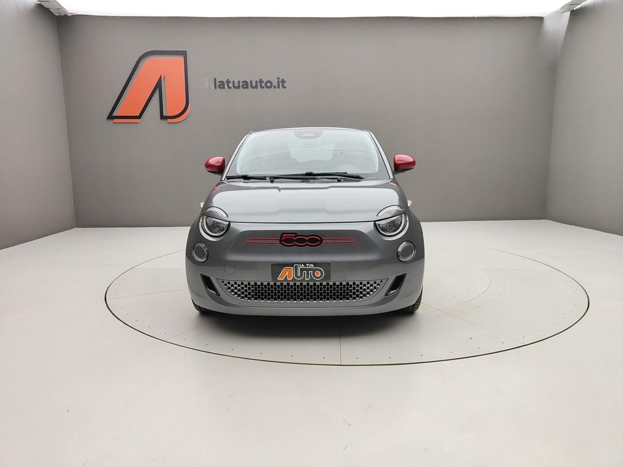 FIAT 500e 500E 118CV 320KM RED