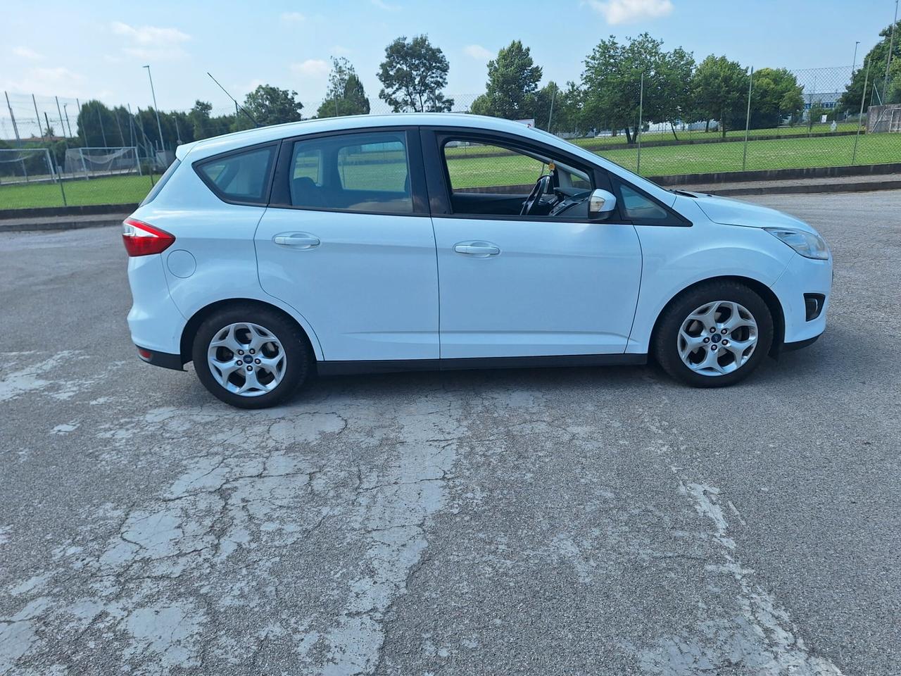 Ford C-Max 1.6 TDCi 115CV Titanium