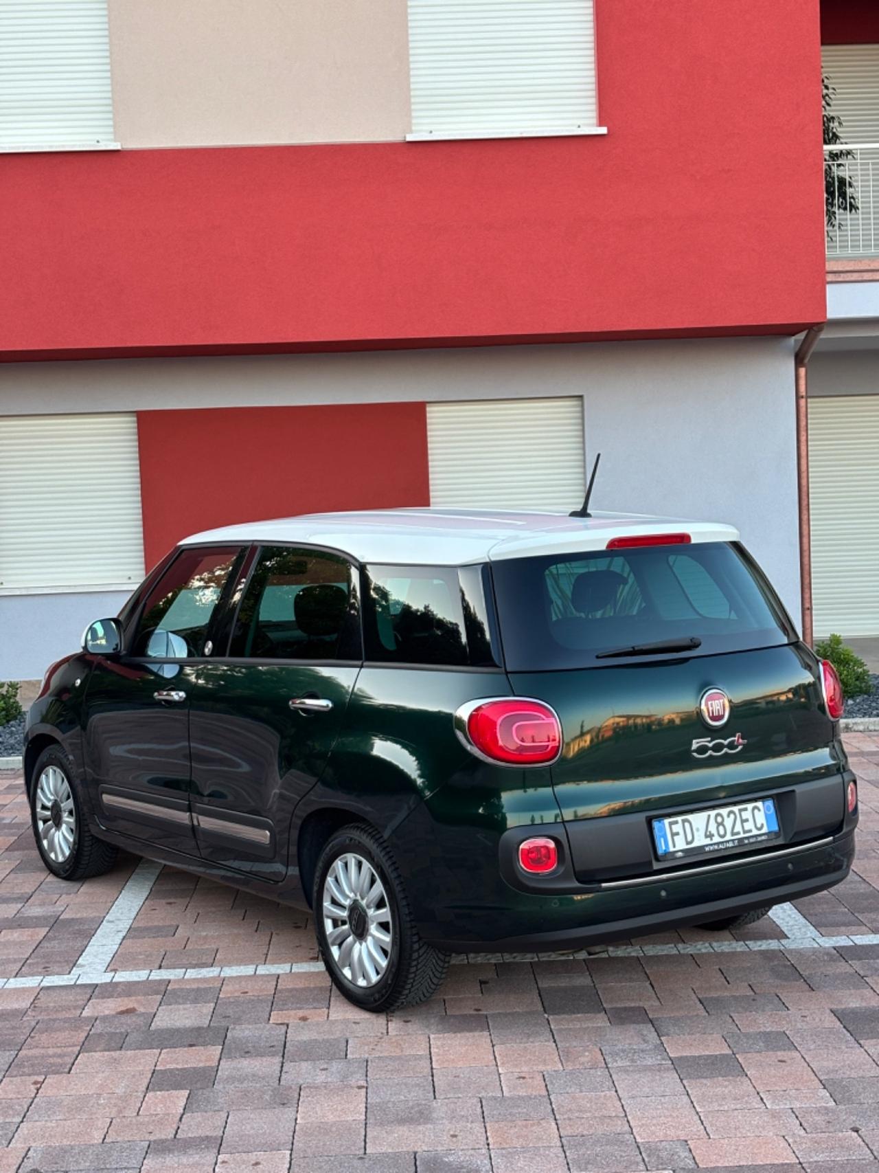 Fiat 500L 1.6 Multijet 120 CV Living 7 POSTI