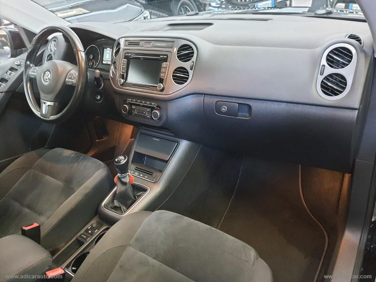 VOLKSWAGEN Tiguan 2.0 TDI 140CV Sport & Style BMT