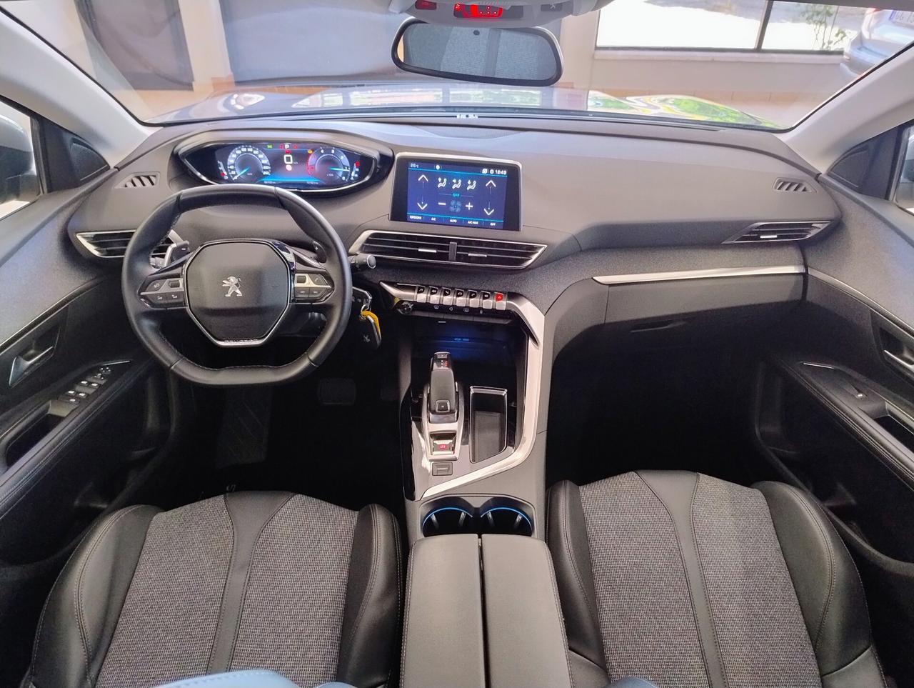 Peugeot 5008 1.5 bluehdi Allure EAT8 7POSTI NAVI LED