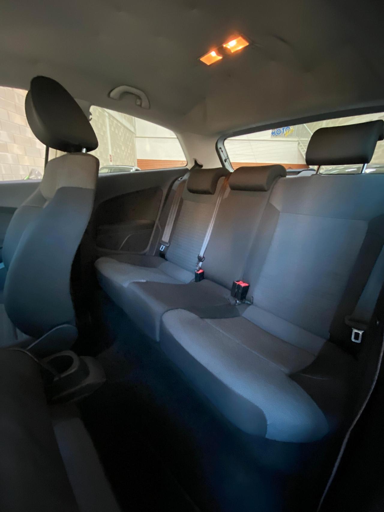 Volkswagen Polo 1.2 70 CV - GARANTITA