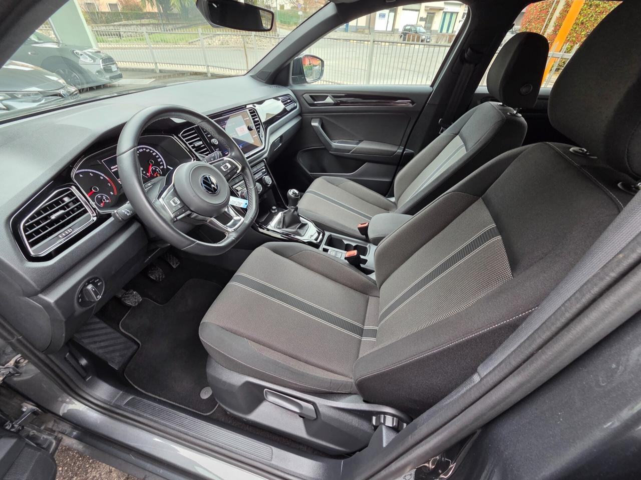 Volkswagen T-Roc 1.5 TSI 150cv Style / FULL LED + 18"