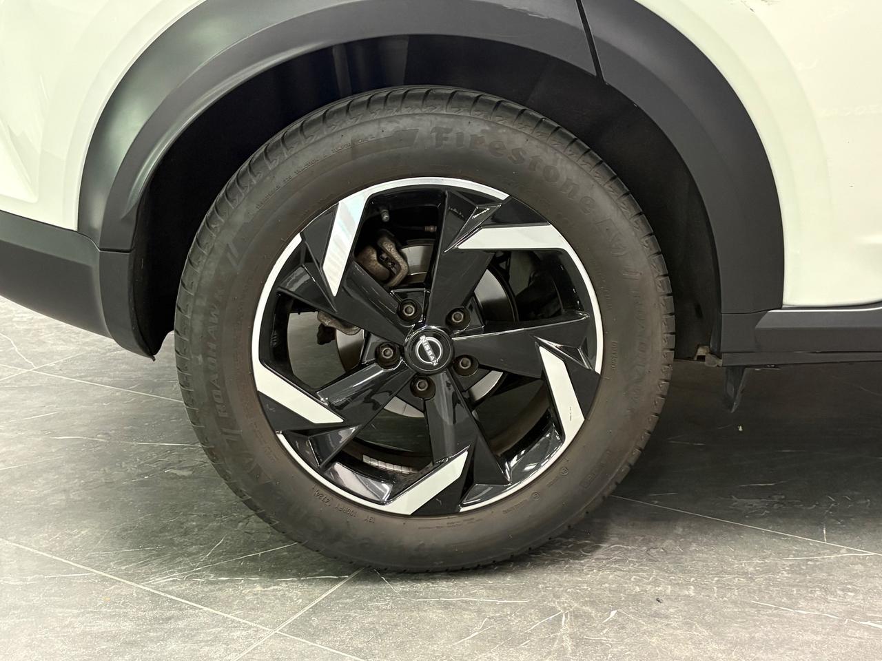 Nissan Juke 1.0 DIG-T N-CONNECTA 114CV