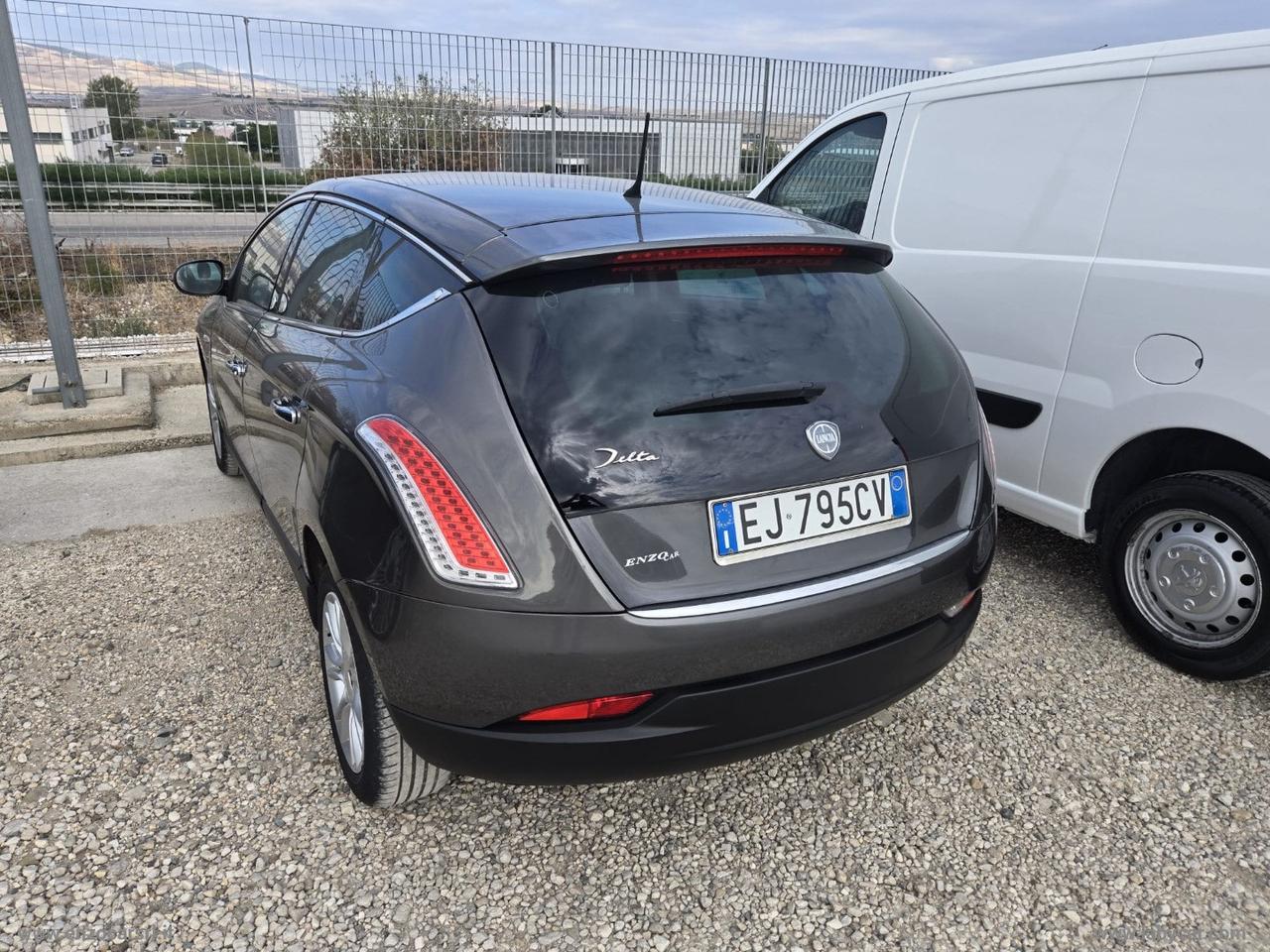 LANCIA Delta 1.6 MJT Platino