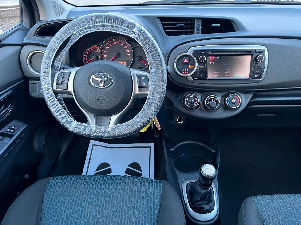 Toyota Yaris 1.0 5 porte Lounge
