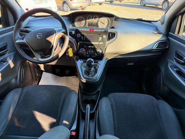 LANCIA Ypsilon 1.2 69 CV 5 porte Gold