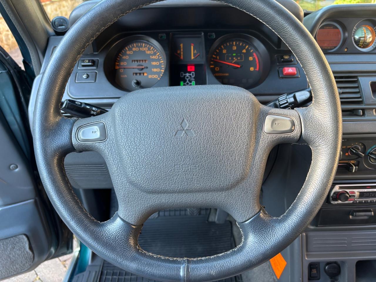 Mitsubishi Pajero 2.5 TDI Metal-top SS GLS Exec.