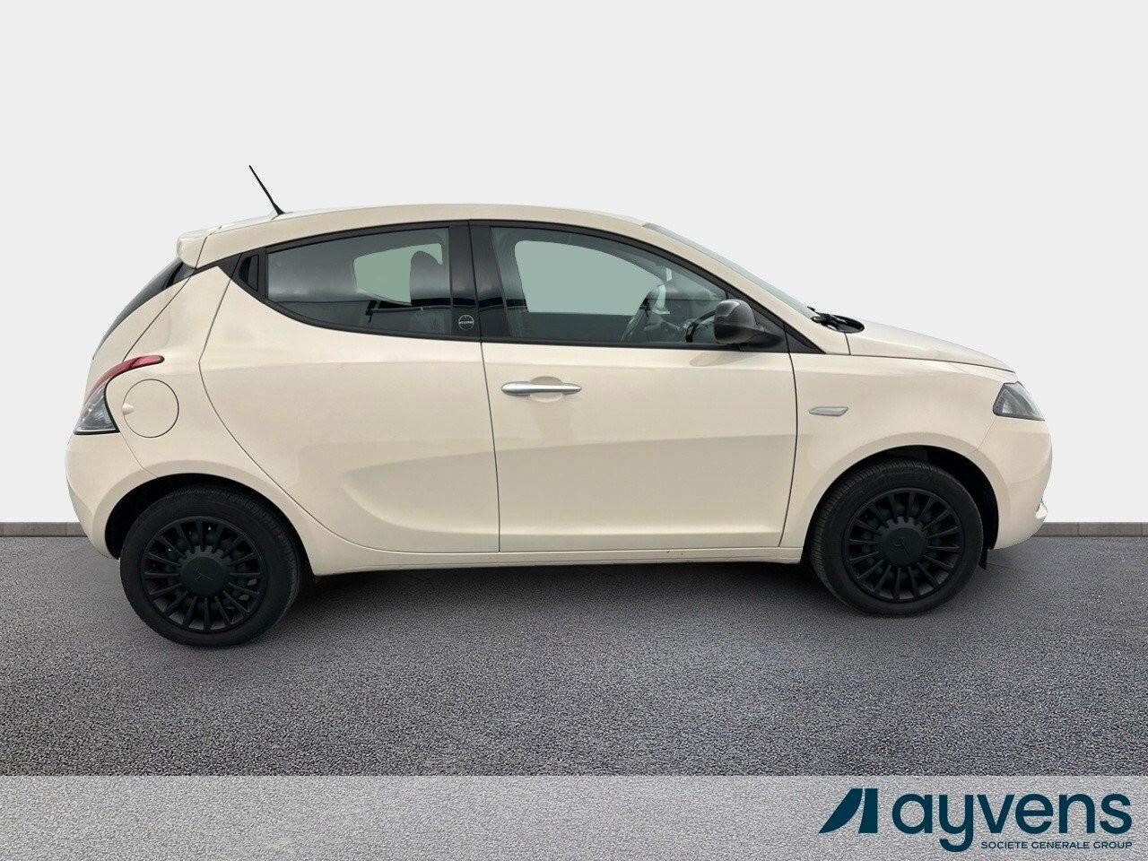 Lancia Ypsilon 1.0 Hybrid *2021* NOLEGGIO LUNGO TERMINE