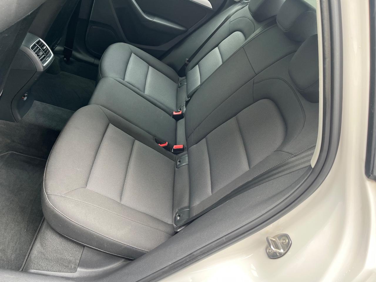 Audi Q3 2.0 TDI 150 CV S-LINE 2016 125.000 KM