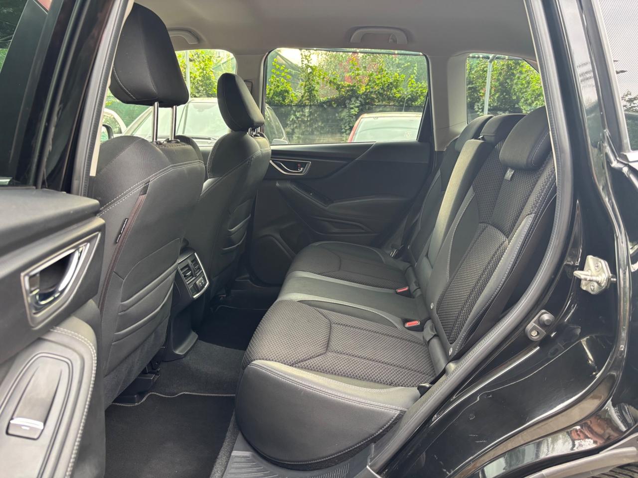 Subaru Forester 2.0 e-Boxer MHEV Lineartronic premium
