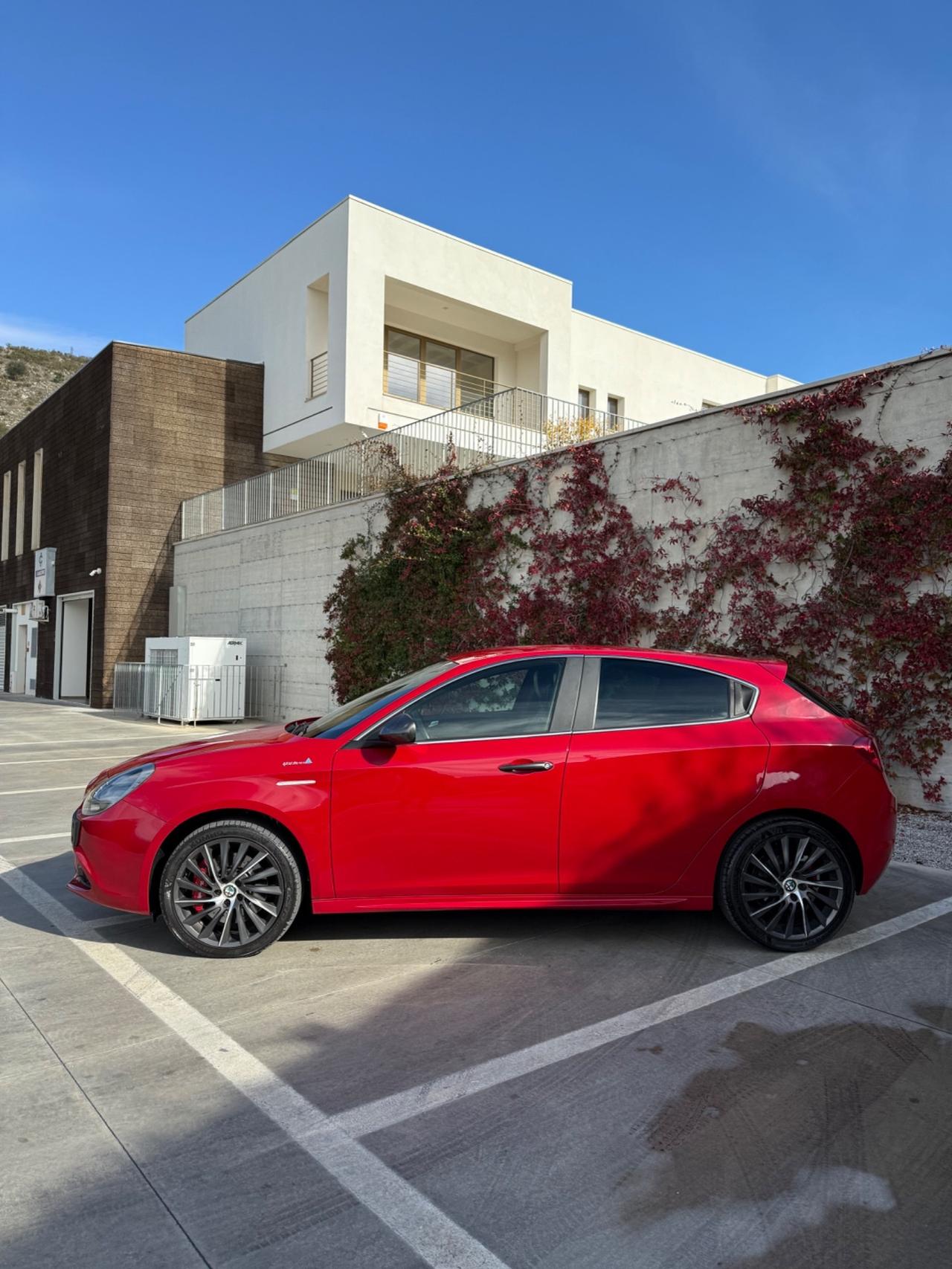 Alfa Romeo Giulietta 2.0 JTDm-2 150 CV QV Line