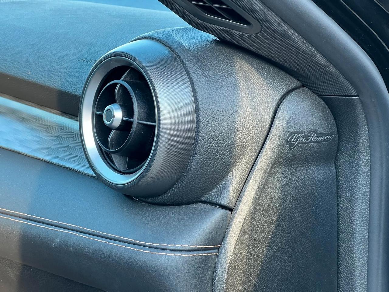 Alfa Romeo Tonale 1.6 diesel 130 CV TCT6 Veloce