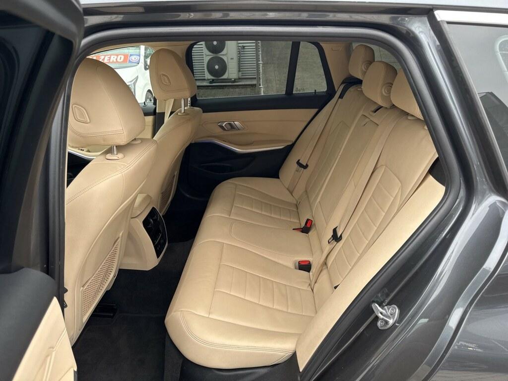 BMW Serie 3 Touring 320 d Luxury Steptronic