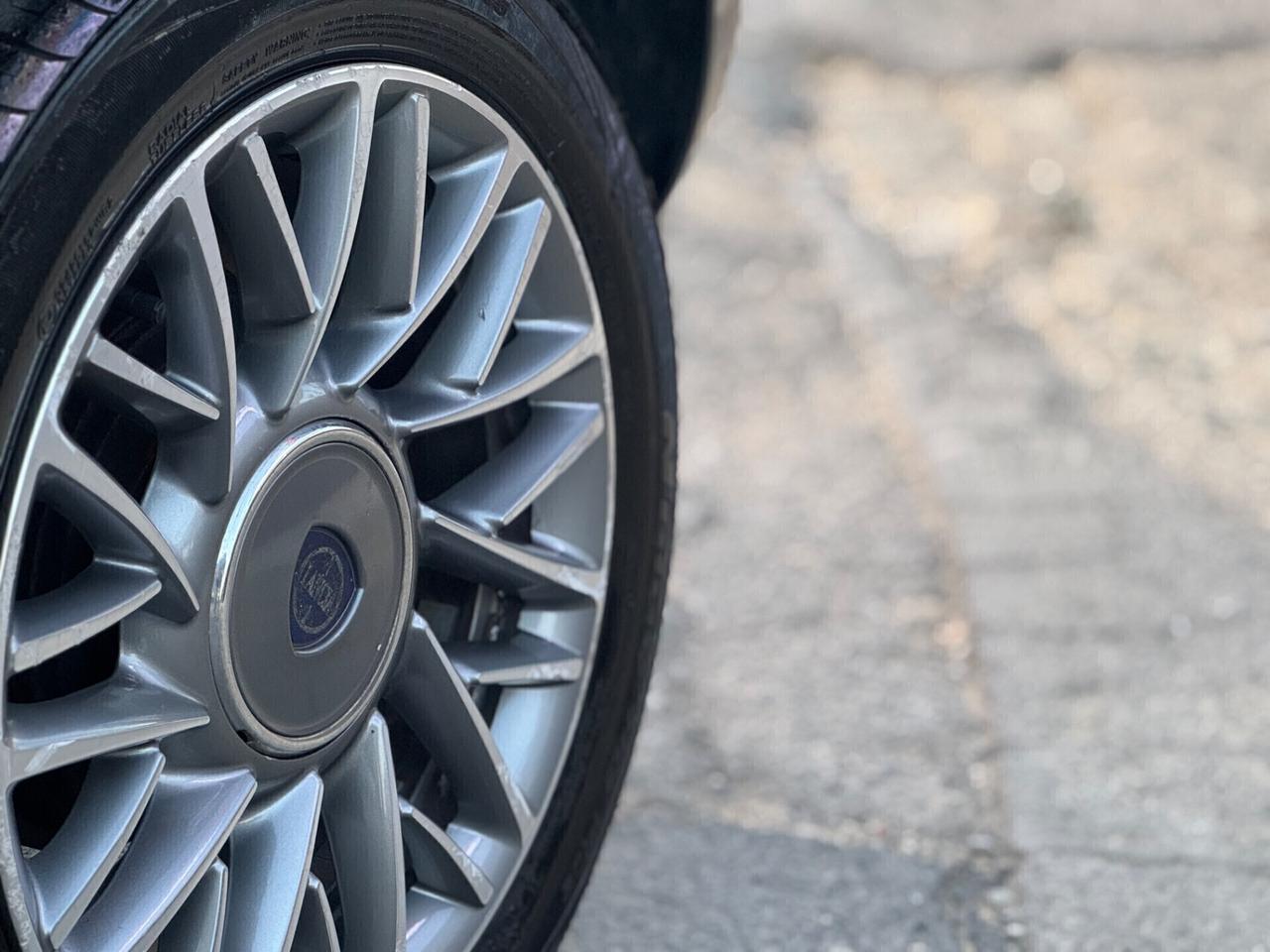 LANCIA YPSILON 1.3 MJT II 95 CV PLATINUM EDITION TETTO FULL