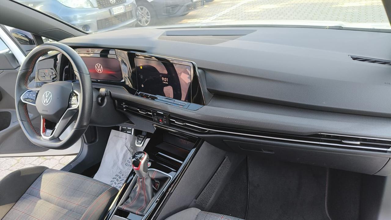 VOLKSWAGEN GOLF GTI 2.0 TURBO BENZINA 245CV MANUALE