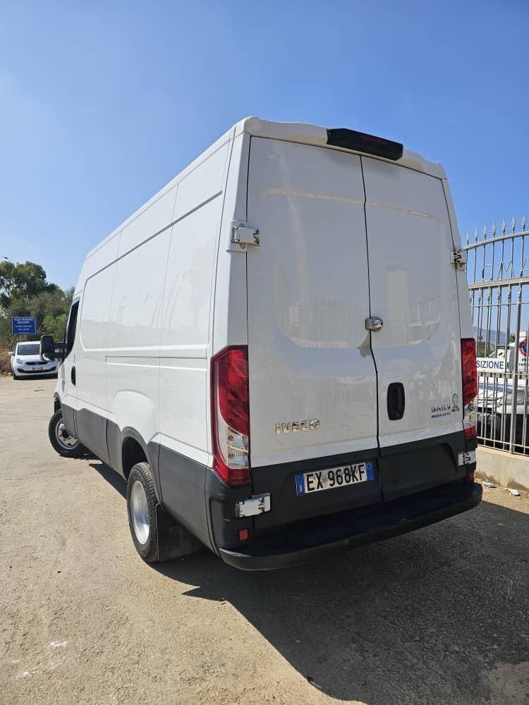 Iveco 35c15 l3h2 motore 3000