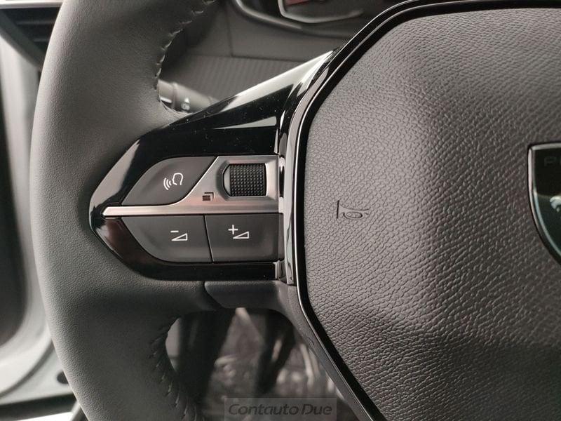 Peugeot 2008 PureTech 100 Style