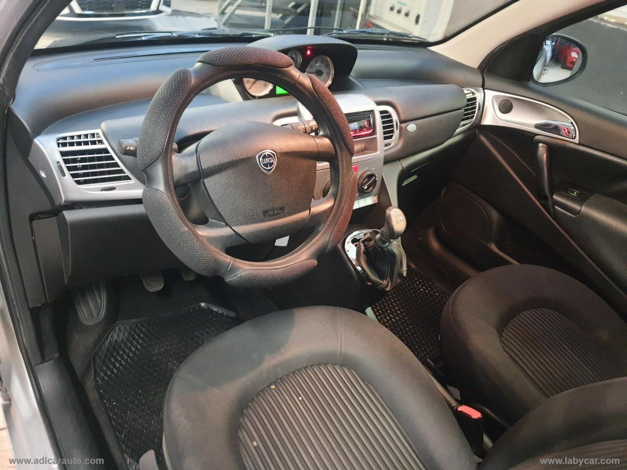 LANCIA Ypsilon 1.2 Argento