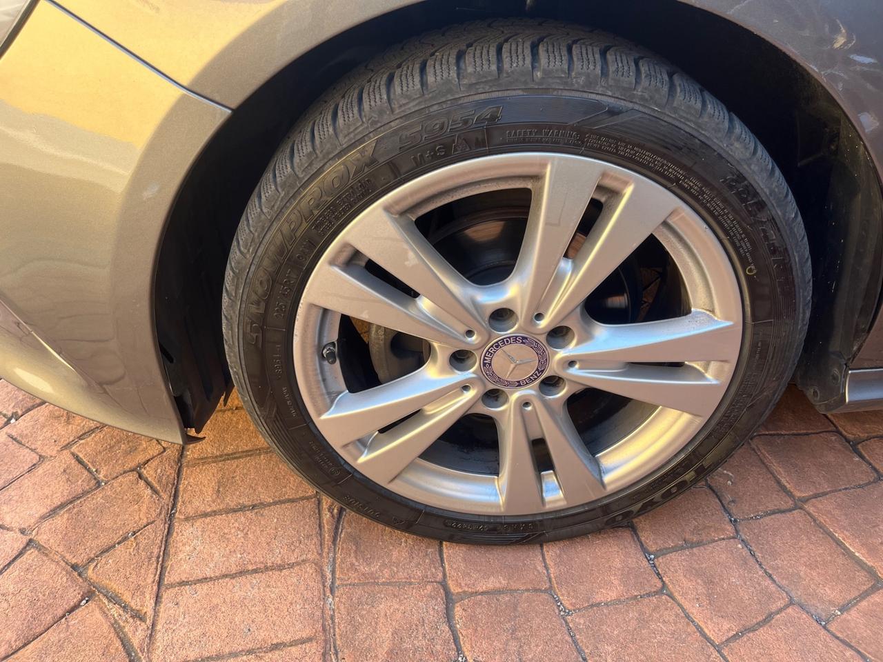 Mercedes-benz A 180d PREMIUM