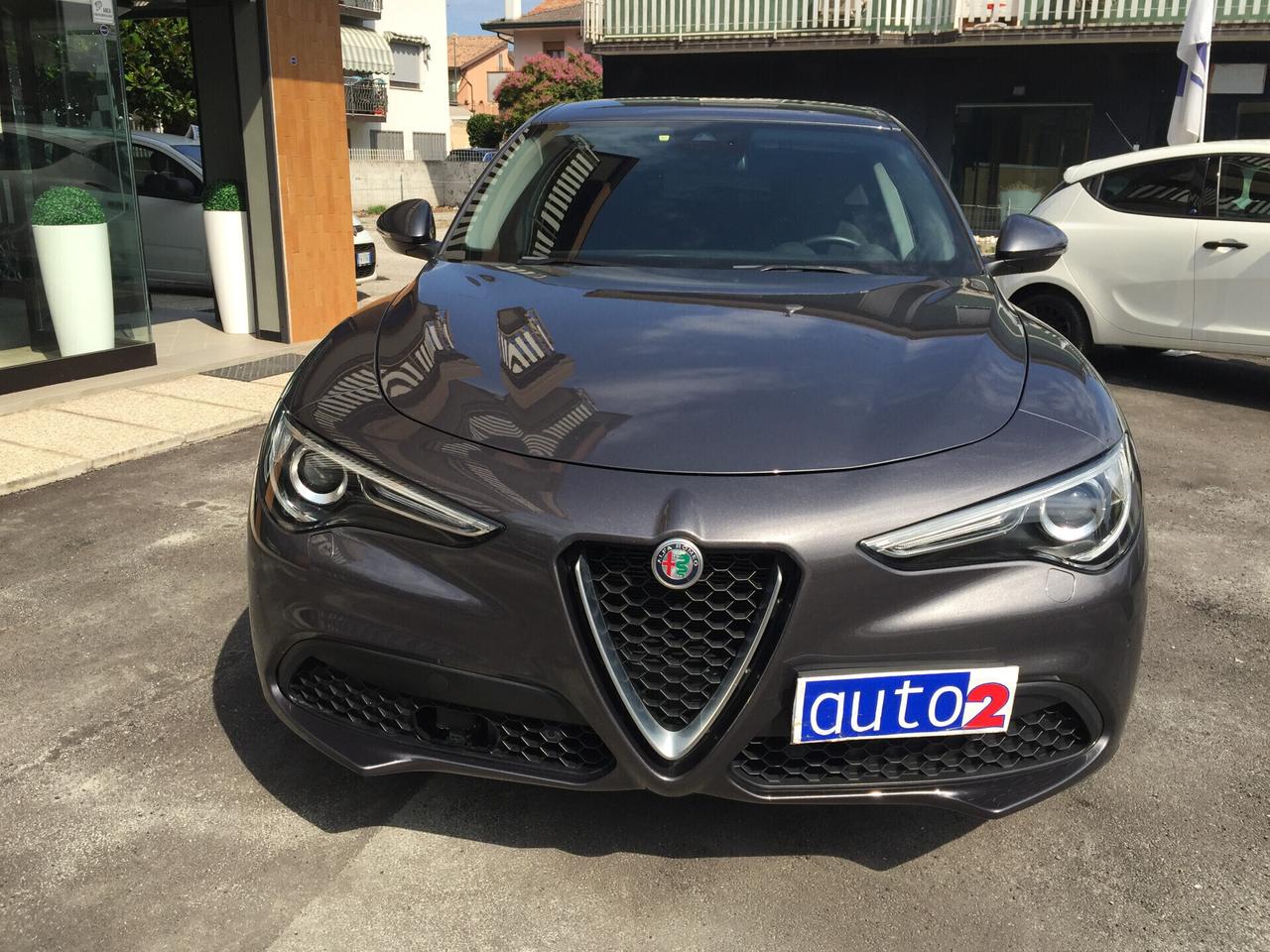 Alfa Romeo Stelvio 2.2 Turbodiesel 160 CV AT8 RWD Business