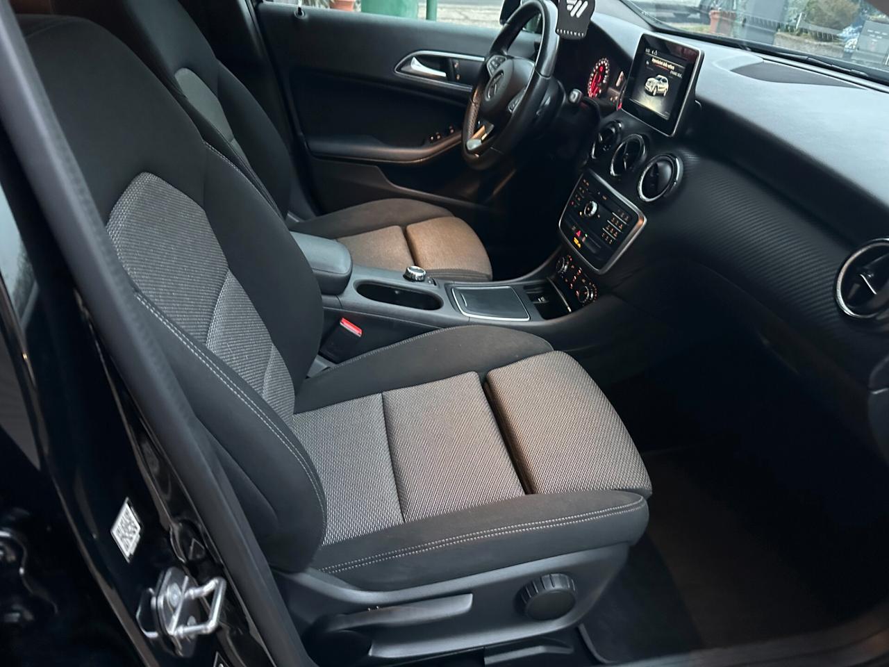 Mercedes-benz GLA 180 d Aut.