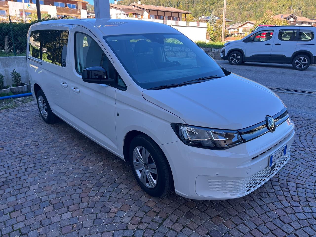 VOLKSWAGEN CADDY MAXI 7 POSTI