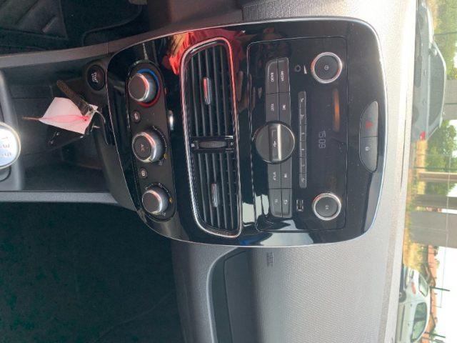 RENAULT Clio 1.2 75CV 5 porte Life